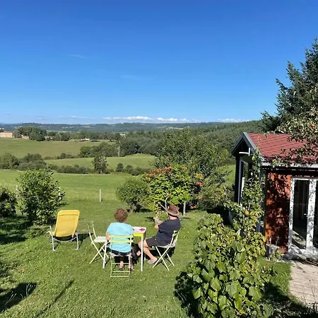Accueillant A Avec Jardin