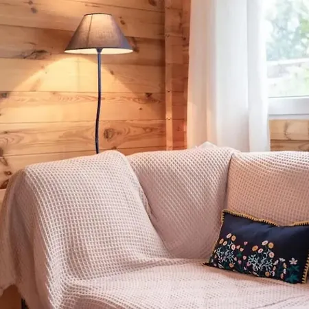 Accueillant à égliseneuve-des-liards Avec Jardin * Égliseneuve-des-Liards