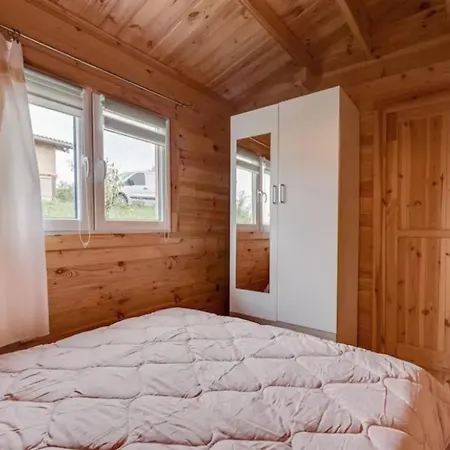 Accueillant à égliseneuve-des-liards Avec Jardin Égliseneuve-des-Liards