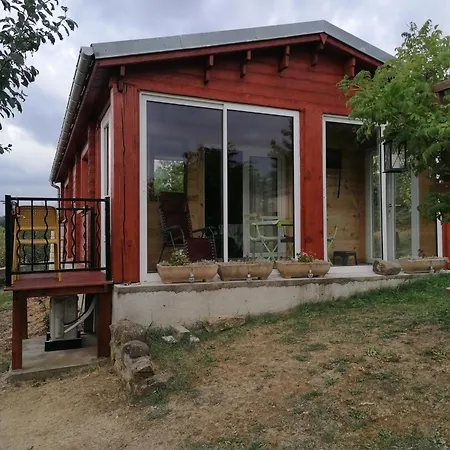 Chalet Accueillant A Avec Jardin